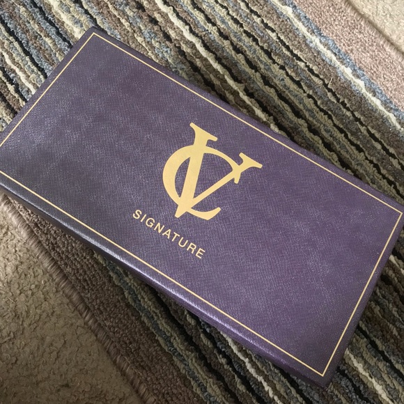 VC Vince Camuto Flats - Picture 8 of 8